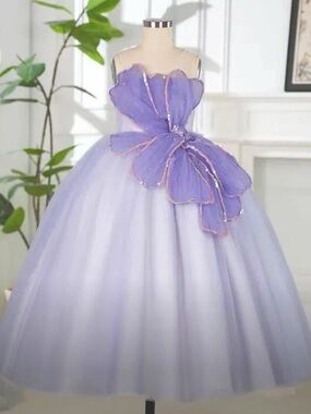 Lilac Petal-Accent Tulle Ball Gown for Girls